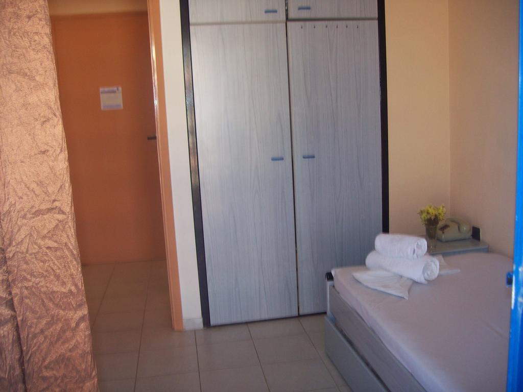Eleni Hotel Paralia Dionisiou