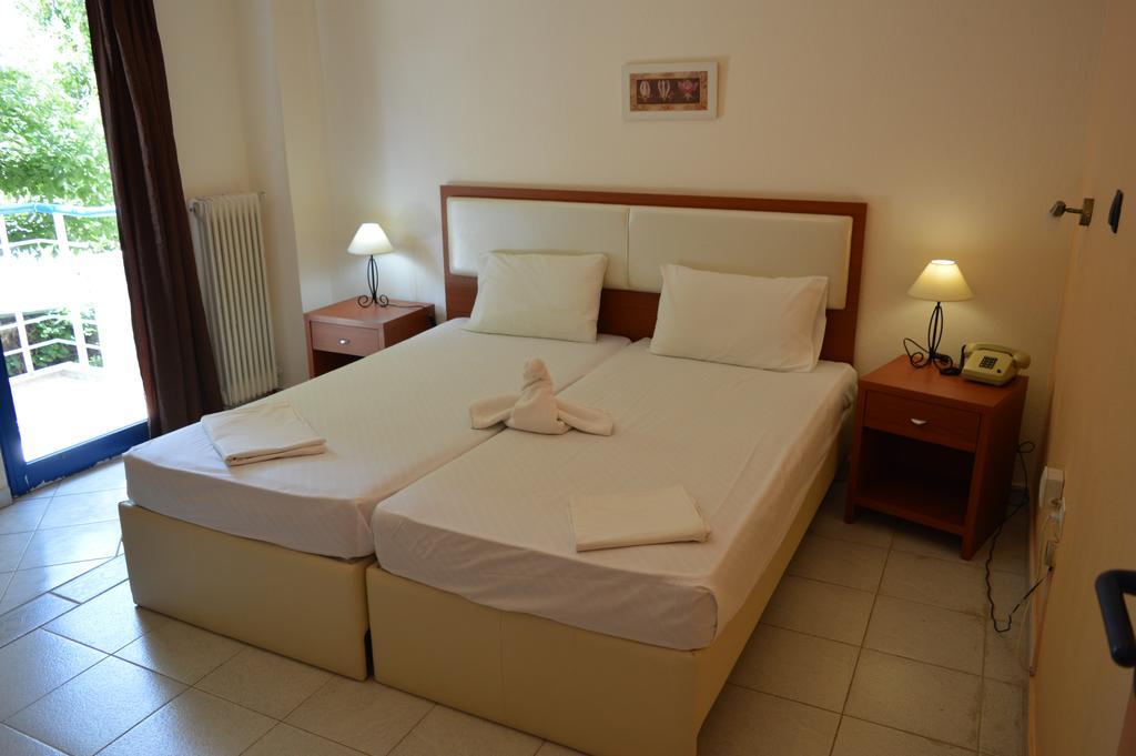 Eleni 2* Paralia Dionysiou